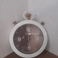 ساعت دیواری