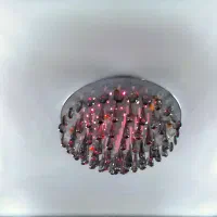 یک لوستر سقفی کریستال فلش دار هفت رنگ(خانگی)|لوستر و چراغ آویز|ری, شهید غیوری (ابن باویه)|دیوار