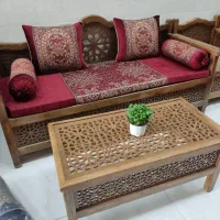 تخت سنتی ساده