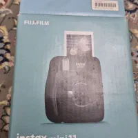 دوربین دیجیتال فوری و یک عدد اپل واچ|دوربین عکاسی و فیلمبرداری|ری, شهرک نظامی|دیوار