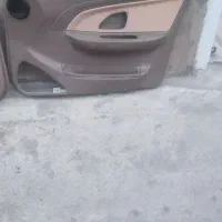 رودی  کرم رنگ