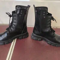 چکمه ها اولی نو هست|کفش و لباس بچه|شوش, |دیوار