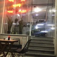 مغازه اول خیابان خاجو