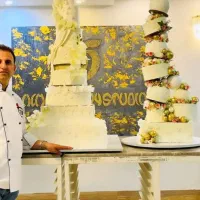 آموزش کیک عروسی خامه ای