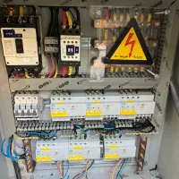 برقکاری تخصصی صنعتی و خانگی و خورشیدی