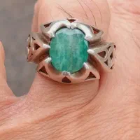 انگشتر کلکسیونی زمرد اصل پنجشیر زغال دار