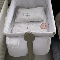 تخت کنار مادر brevi