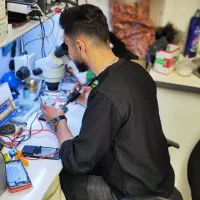 تعویض ال‌سی‌دی موبایل با اجرت ۵۰۰ تومن