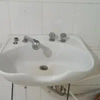 صندلی.  سرشور. آبگرمکن برقی  آرایشگاه