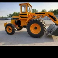 راننده تراکتور بیل عقب  هستم سیلندر رومانی