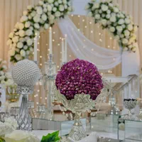 * سالن عقد شیرین *