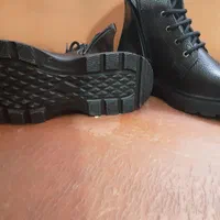 بوت چرم گاو بسیار راحت