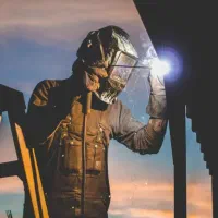 جوشکار سیار با قیمت منصفانه حتی یک خالجوش