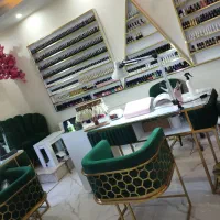 اجاره میز ناخن