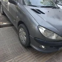 پژو 206 SD V20، مدل ۱۳۸۸ دور رنگ سقف سوختگی