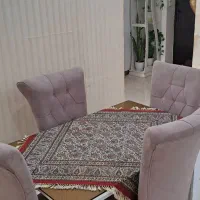 میز ناهارخوری ۴نفره جنسش عالیه رنگ صورتی ارغوانی|میز و صندلی غذاخوری|تهران, هفده شهریور|دیوار