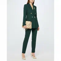 مانتو|لباس|کنگاور, |دیوار