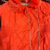 کاپشن نو و تمیز|لباس|صومعهسرا, |دیوار