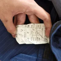 کت و شلوار|لباس|اصفهان, رزمندگان|دیوار