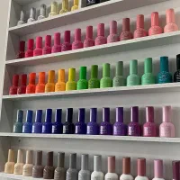 ناخنکار.اپیلاسیون‌کار.دستیار رنگ