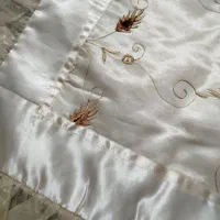 روبالشتی جدید|رختخواب، بالش، پتو|پاکدشت, پاکدشت (مامازند)|دیوار