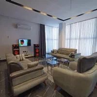 ×مدرن دوبلکس۴خواب استخر جکوزی سیستم صوتی درمتل‌قو|اجارهٔ کوتاه‌مدت ویلا و باغ|سلمان‌شهر, |دیوار