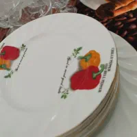 سرویس چینی صبحانه.پارچ و سینی|ظروف سرو و پذیرایی|خرم‌آباد, |دیوار