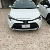 تویوتا لوین هیبرید 2025