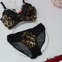 ست زنانه|لباس|مشگین شهر, |دیوار