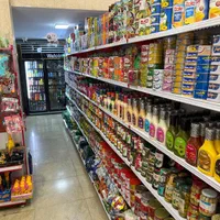 کارگر ماهر سوپر مارکت و کارگر ساده