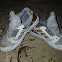 کفش|کیف، کفش، کمربند|قم, وادی السلام|دیوار