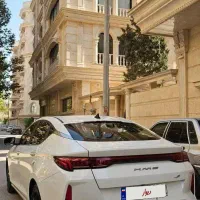 کی ام سی j7 مدل ۴۰۲بسیار تمیز عروسک.معاوضه هم دارم|خودرو سواری و وانت|شیراز, معالی‌آباد|دیوار