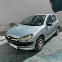 ۲۰۶فرانسوی عروسک