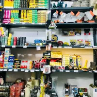 فروش انواع ابزار ساختمانی بنایی و چسب و رنگ سعیدی|عمده‌فروشی|کاشان, فاز ۲ ناجی آباد|دیوار