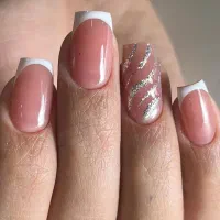 ژلیش ولمینت ناخن ،اصلاح و وکس صورت و ابرو|خدمات آرایشگری و زیبایی|شاهین‌شهر, فردوسی|دیوار