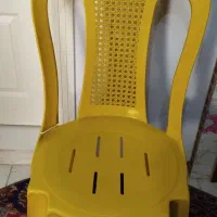 صندلی پلاستیکی رایگان
