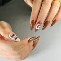 کاشت ناخن شاهنامه