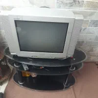 تلوزیون ۲۱ اینچ با زیر تلوزیونی