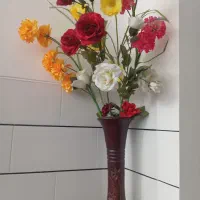 گل با گلدان