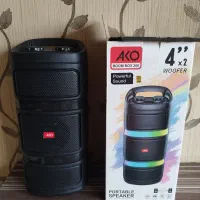 اسپیکر مارک Ako