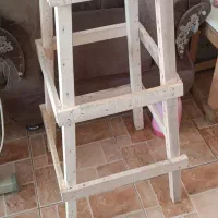 چهار پایه بلند (چوب)