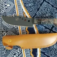 چاقو شکاری خوش دست تیز سالم