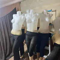 مانکن و چوب لباسی