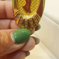 مدال ونوس طلا