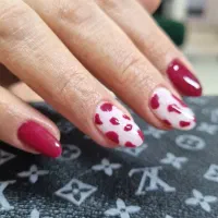 کاشت ناخن/آموزش ناخن/مدرک فنی حرفه ای