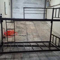 تخت سربازی دو طبقه