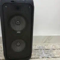 فروش اسپیکر درحدنو یکسال ونیم اصلا استفاده نشده|صوتی و تصویری|ایوان, |دیوار