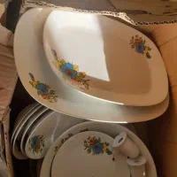 فروش چندکارتن چینی زمان شاه.۵فلاکس چای|کلکسیون اشیاء عتیقه|نجف‌آباد, صالح آباد|دیوار