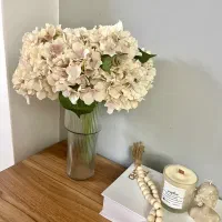 گل مصنوعی زیبا