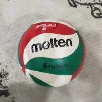 توپ والیبال